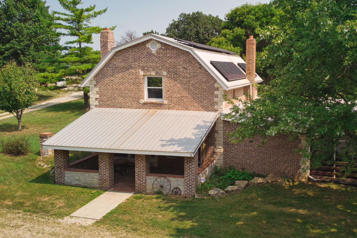 farmhouse-web-1 Lawrence Solar Roof